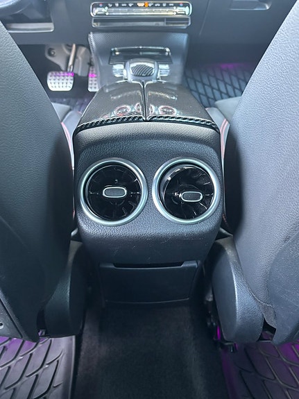 Mercedes-Benz CLA200 23 of 25