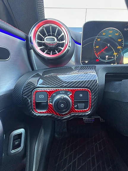 Mercedes-Benz CLA200 17 of 25
