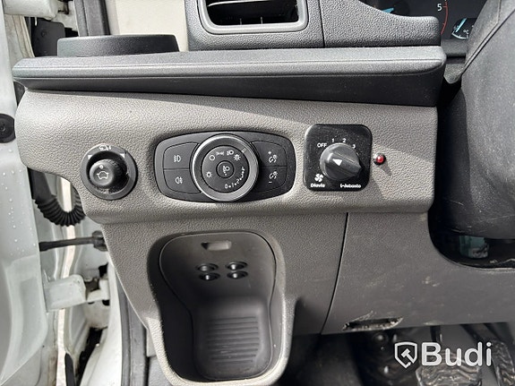 Ford Transit 9 of 22