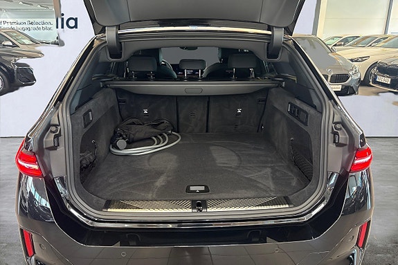 BMW 530e 10 of 19