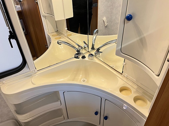 Adria CLASSICA 663 UK (ALDE+Micro+Markis) 19 of 22