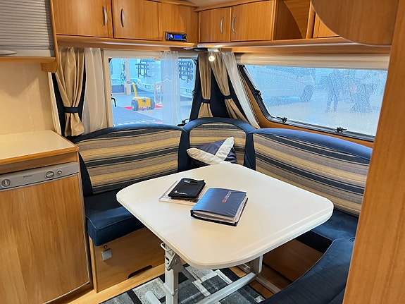 Adria CLASSICA 663 UK (ALDE+Micro+Markis) 8 of 22