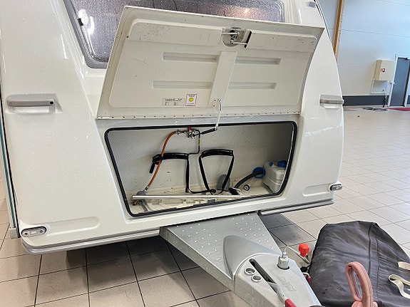 Adria CLASSICA 663 UK (ALDE+Micro+Markis) 7 of 22