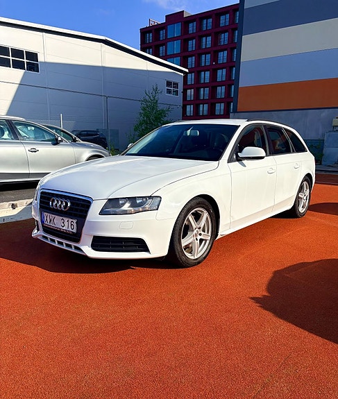 Audi A4 4 of 9