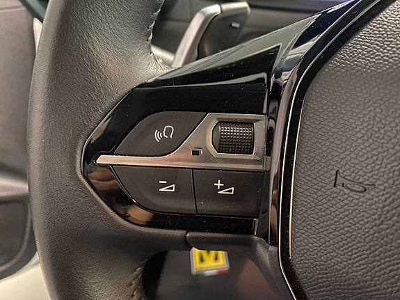 Peugeot 208 15 of 17