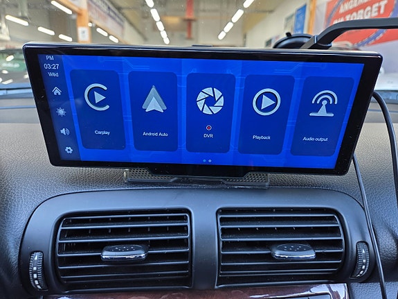 Mercedes-Benz C220 16 of 17