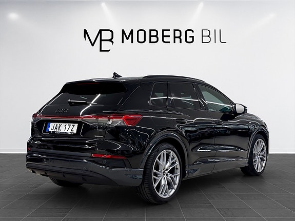 Audi Q4 e-tron 6 of 19