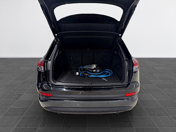 Audi Q4 e-tron 8 of 19