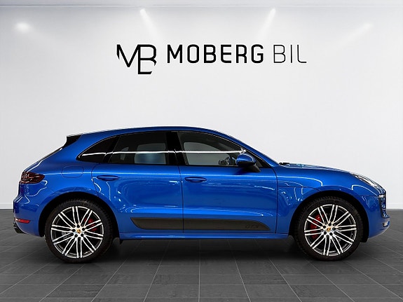 Porsche Macan GTS 4 of 19