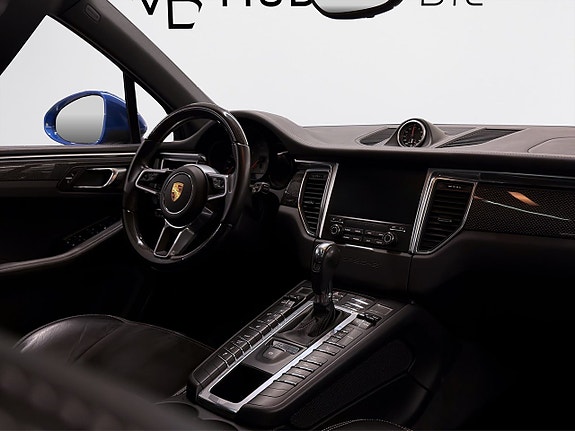 Porsche Macan GTS 11 of 19