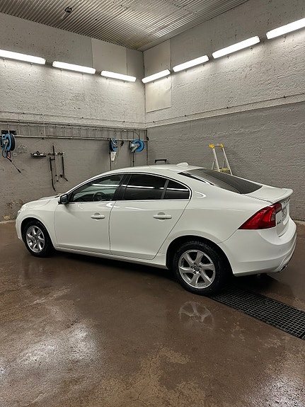 Volvo S60 11 of 12
