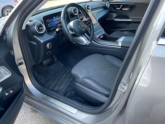 Mercedes-Benz C300 e 5 of 5