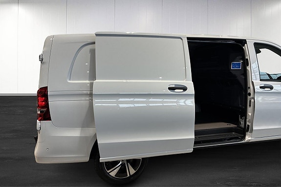 Mercedes-Benz Vito 119 9 of 18