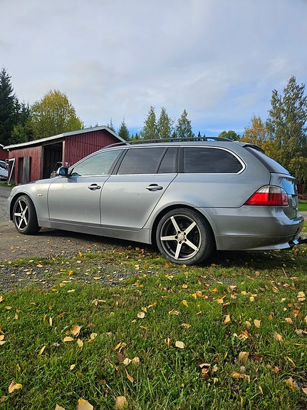BMW 525i 4 of 4