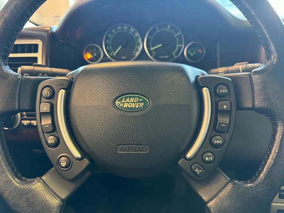 Land Rover Range Rover 17 of 24