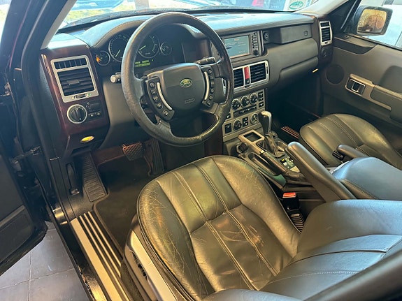 Land Rover Range Rover 7 of 24