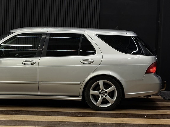 Saab 9-5 8 of 26