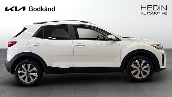 Kia Stonic 3 of 24