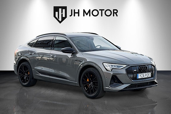 Audi e-tron Sportback 8 of 20