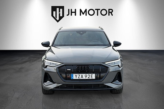 Audi e-tron Sportback 9 of 20