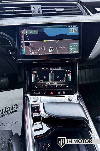 Audi e-tron Sportback 17 of 20