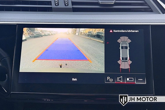Audi e-tron Sportback 16 of 20