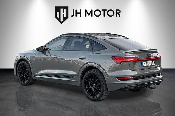 Audi e-tron Sportback 4 of 20