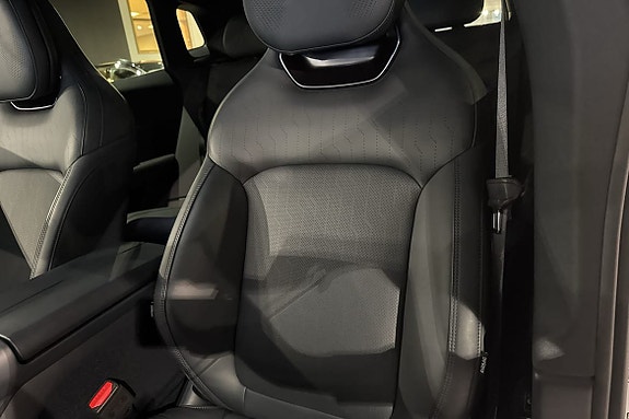 Lynk & Co 08 12 of 14