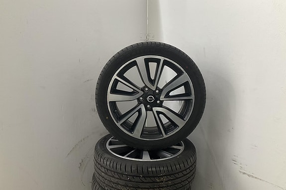 Nissan Qashqai 10 of 13