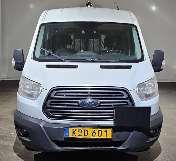 Ford Transit 10 of 17