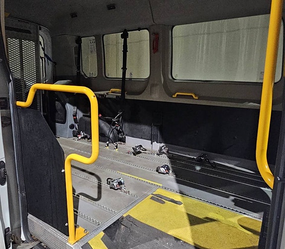 Ford Transit 11 of 17
