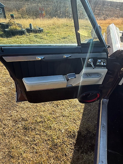 Cadillac 10 of 11