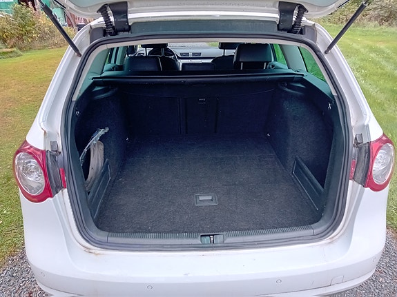 Volkswagen Passat 7 of 7