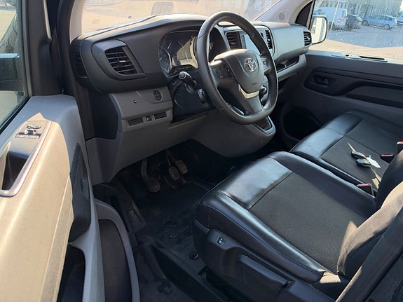 Toyota Proace 7 of 10