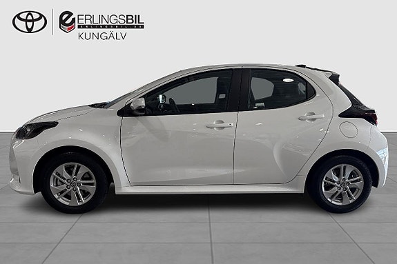 Toyota Yaris 3 of 11