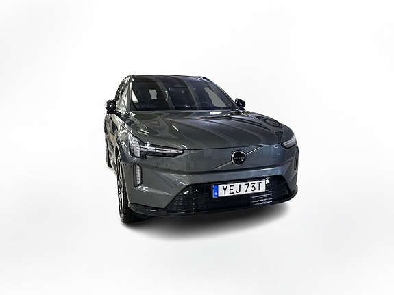 Volvo EX90 5 of 15