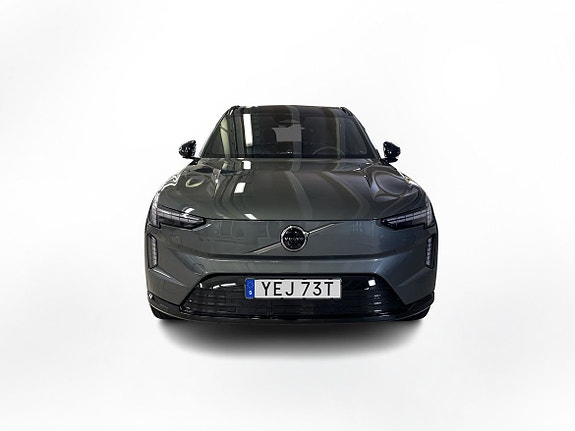 Volvo EX90 4 of 15