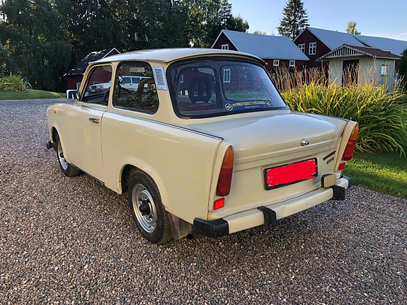 Trabant P 601 2 of 6