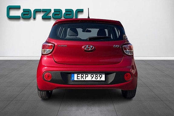 Hyundai i10 3 of 13