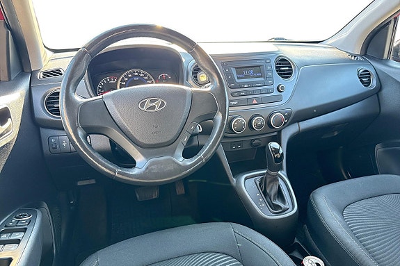 Hyundai i10 7 of 13