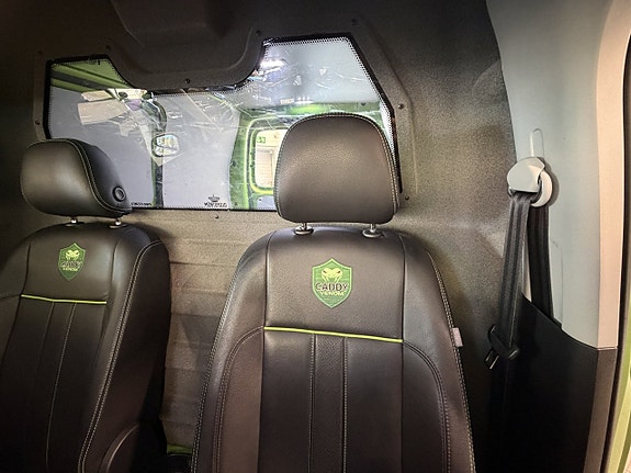 Volkswagen Caddy 10 of 14