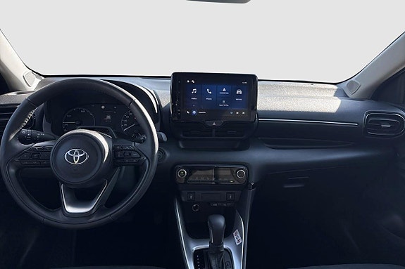 Toyota Yaris 9 of 11