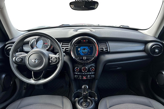 MINI Cooper 11 of 22