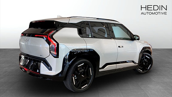 Kia EV3 2 of 20