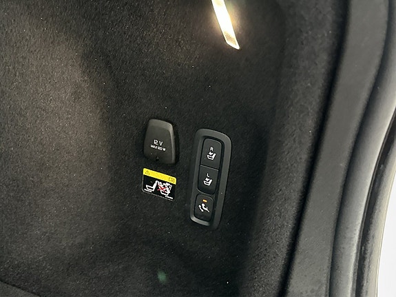 Volvo V60 10 of 30