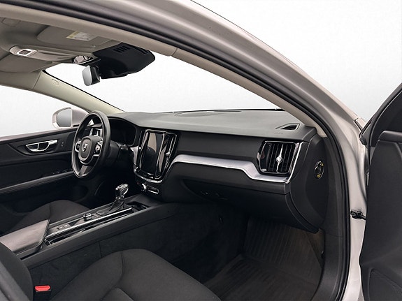 Volvo V60 25 of 30