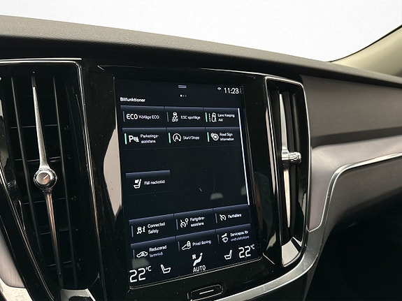 Volvo V60 20 of 30