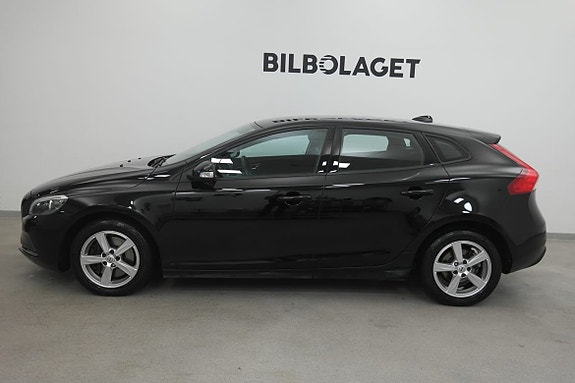 Volvo V40 4 of 19