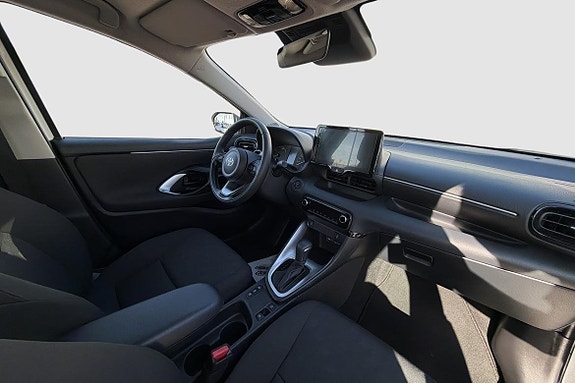 Toyota Yaris 7 of 16