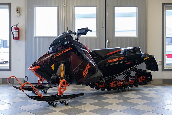 Polaris Switchback Assault 9R 146" *Extrautrustad för 63.000:-* 4 of 12